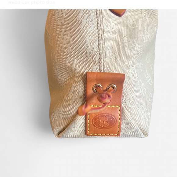 Dooney & Bourke Signature East West Shoulder Bag (excellent) - Picture 7 of 9